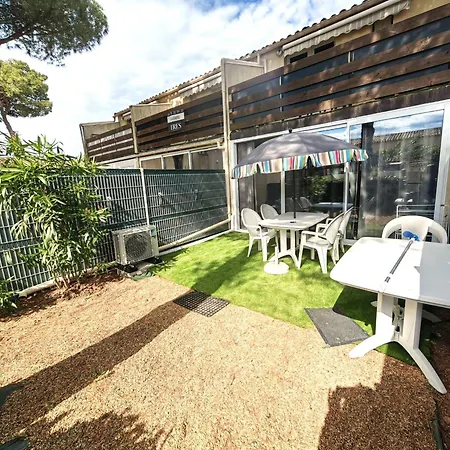 Cabine, Parking Securise - 4 Pers. - Fr-1-607-244 אגדה